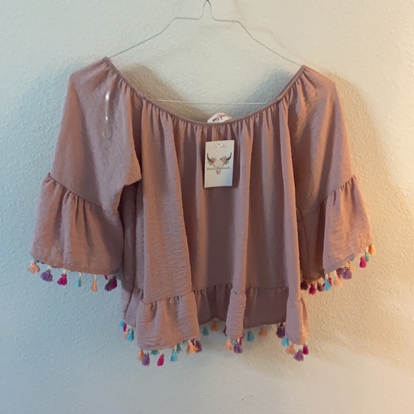 Off the shoulder fringe top - Picture 3 of 5